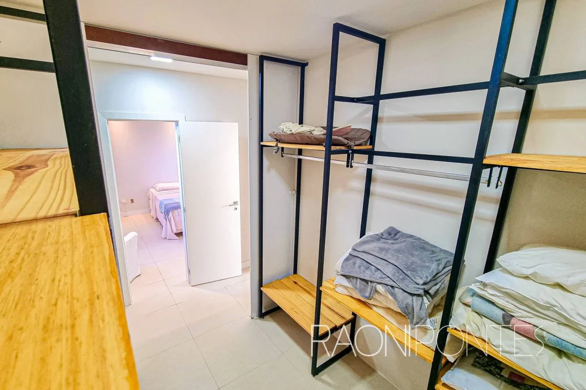 Casa à venda com 3 quartos, 297m² - Foto 12